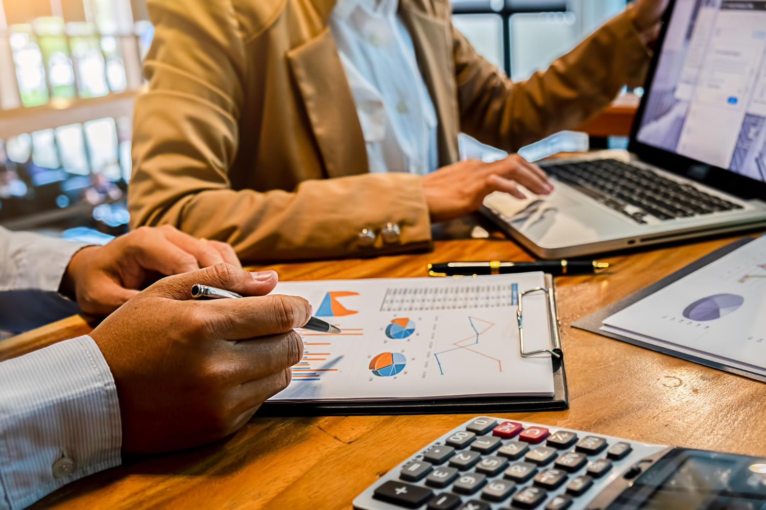 Contabilidade para empresas prestadoras de serviços em BH saiba como organizar e crescer com segurança