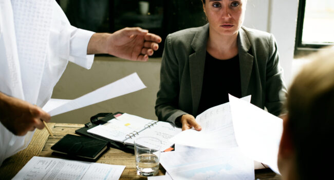CBS e IBS em contratos empresariais o que precisa ser revisado para evitar prejuízos